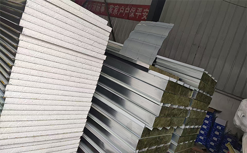 都兰彩钢夹芯板